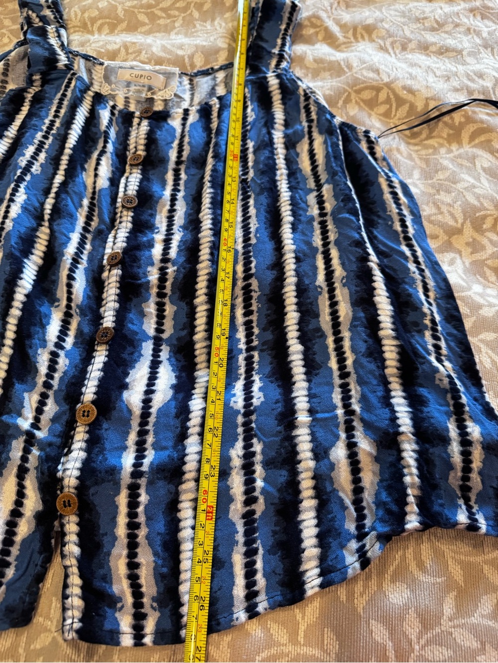 Cupio Lace-Trimmed Garment - Picture 8 of 10